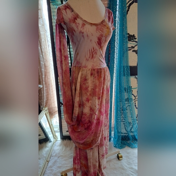 Rachael Roy Multi Layer Floral Floor length Dress. Tie Die Design Cut out back. - Picture 4 of 15